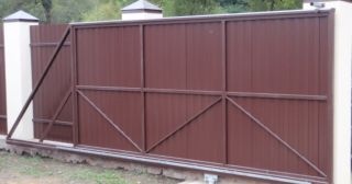 Купить откатные ворота из профнастила Нововоронеж, цена от 1752 руб.