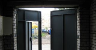 Купить гаражные ворота распашные Нововоронеж, цена от 3863 руб.